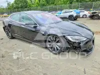 2017 Tesla Model S фото