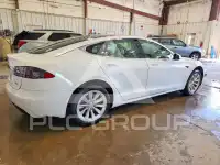 2017 Tesla Model S фото