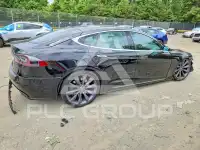 2017 Tesla Model S фото