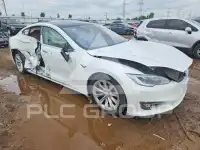 2017 Tesla Model S фото