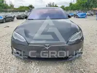 2017 Tesla Model S фото