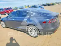 2017 Tesla Model S photo