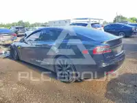 2017 Tesla Model S фото