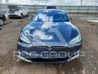 2017 Tesla Model S фото