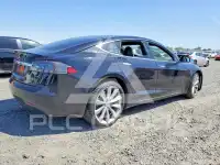 2017 Tesla Model S фото