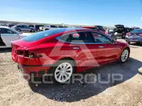2017 Tesla Model S фото