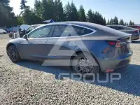 2017 Tesla Model 3 фото