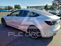 2017 Tesla Model 3 фото