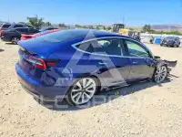 2017 Tesla Model 3 фото