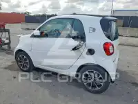 2017 Smart FORTWO фото