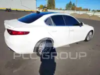 2017 Alfa Romeo Giulia photo