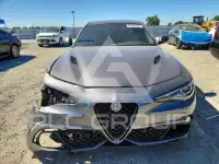 2017 Alfa Romeo Giulia фото