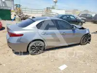 2017 Alfa Romeo Giulia photo