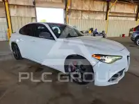 2017 Alfa Romeo Giulia photo