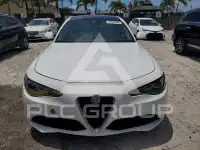 2017 Alfa Romeo Giulia photo