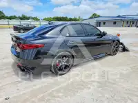 2017 Alfa Romeo Giulia фото
