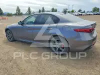 2017 Alfa Romeo Giulia photo