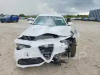 2017 Alfa Romeo Giulia фото