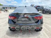 2017 Alfa Romeo Giulia фото