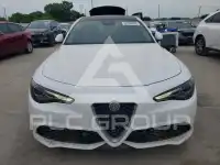 2017 Alfa Romeo Giulia фото