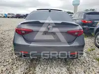 2017 Alfa Romeo Giulia photo