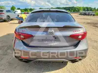 2017 Alfa Romeo Giulia photo