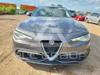 2017 Alfa Romeo Giulia photo