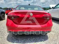 2017 Alfa Romeo Giulia photo