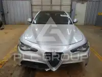 2017 Alfa Romeo Giulia photo