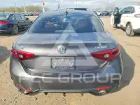 2017 Alfa Romeo Giulia photo