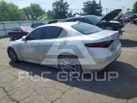 2017 Alfa Romeo Giulia photo