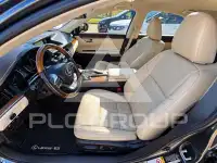2017 Lexus ES300 photo