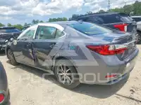 2017 Lexus ES300 photo