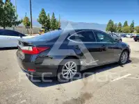2017 Lexus ES300 фото