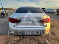 2017 Lexus ES350 photo