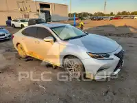 2017 Lexus ES350 photo