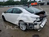 2017 Lexus ES350 photo
