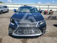 2017 Lexus ES350 photo