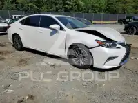 2017 Lexus ES350 photo