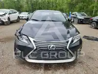 2017 Lexus ES350 photo