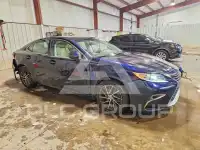 2017 Lexus ES photo