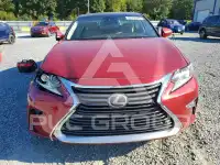 2017 Lexus ES350 photo