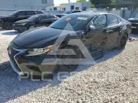 2017 Lexus ES350 photo
