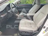 2017 Lexus ES350 photo