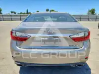 2017 Lexus ES350 photo