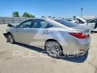 2017 Lexus ES350 photo