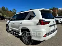 2017 Lexus LX570 photo