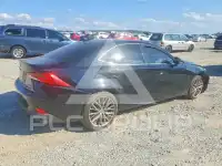 2017 Lexus IS photo