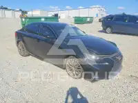2017 Lexus IS photo