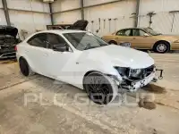 2017 Lexus IS photo